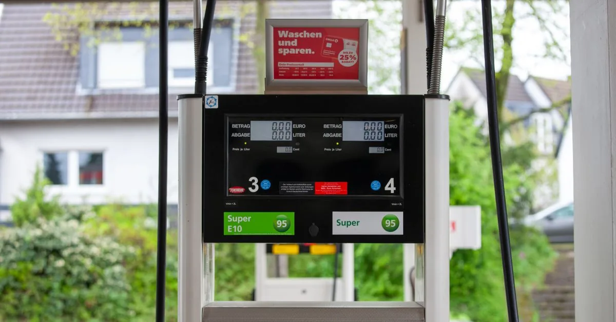 I prezzi bassi dei carburanti nascondono un problema