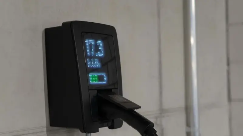Le batterie al sodio entrano nei garage
