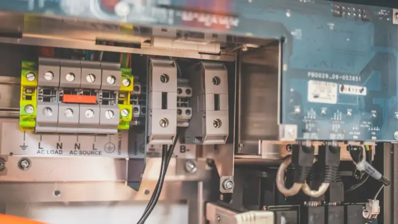 L'UE ha messo al bando gli inverter cinesi