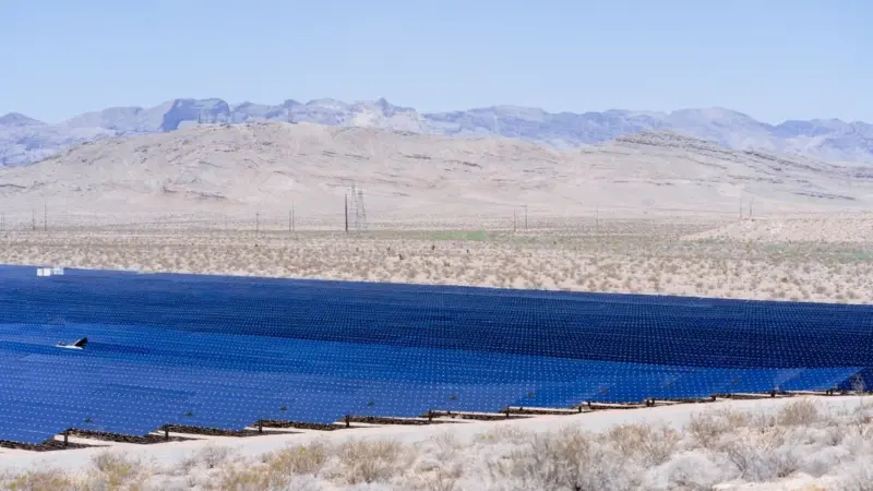 Il sogno solare del Sahara si è ridotto a un prestito