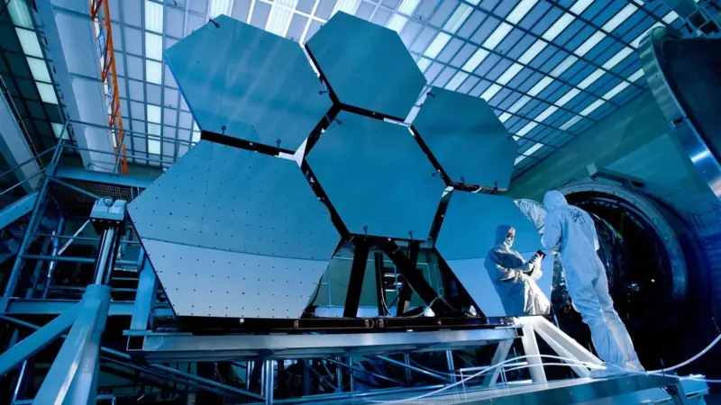 In Germania hanno fabbricato la prima cella solare senza solventi