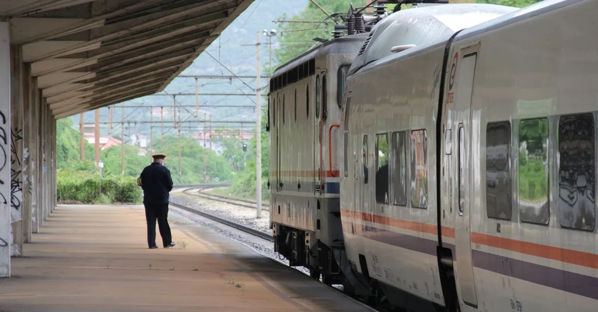 In Sardegna sta per arrivare il primo treno a idrogeno a scartamento ridotto del mondo