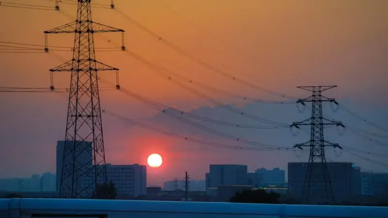 La rete elettrica ha messo i data center davanti al solare