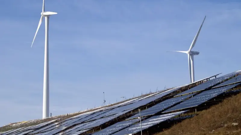 La Sicilia ha autorizzato 232 megawatt di solare in un mese