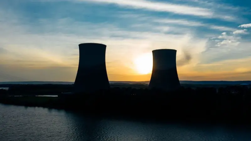 La centrale ungherese si è fermata per colpa del Danubio