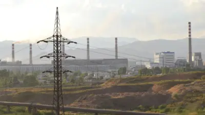 La Cina ha più solare che carbone, ma conta poco