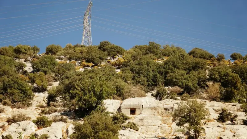 OX2 ha comprato due batterie in Puglia