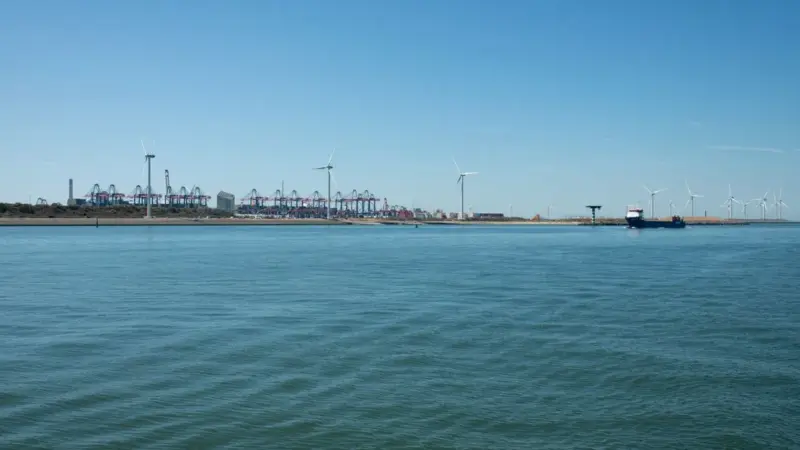 Dajin ha preso un altro porto in Scozia