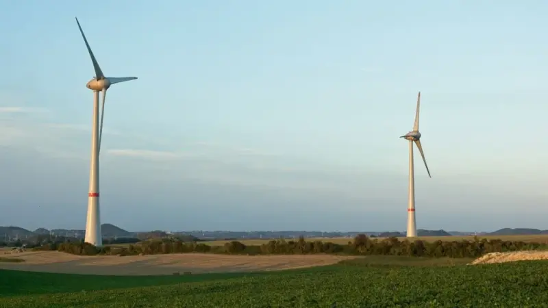 L'Europa ha installato 8,8 gigawatt ma 120 restano in coda