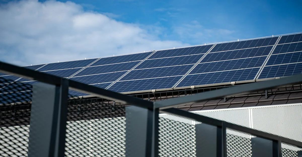 L'Italia produce più sole ma consuma la stessa elettricità