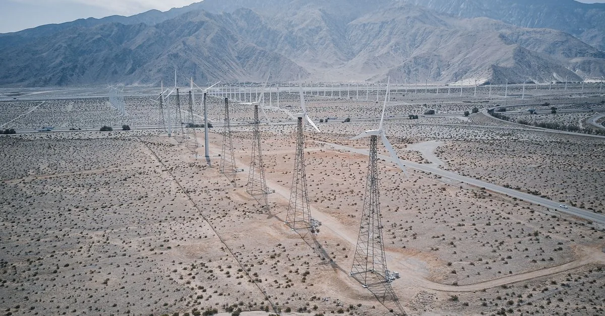Nello Xinjiang l'energia più economica non è quella che basta
